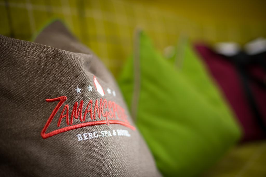 Berg-Spa & Hotel Zamangspitze Sankt Gallenkirch Eksteriør billede