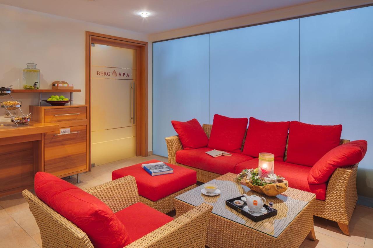 Berg-Spa & Hotel Zamangspitze Sankt Gallenkirch Eksteriør billede