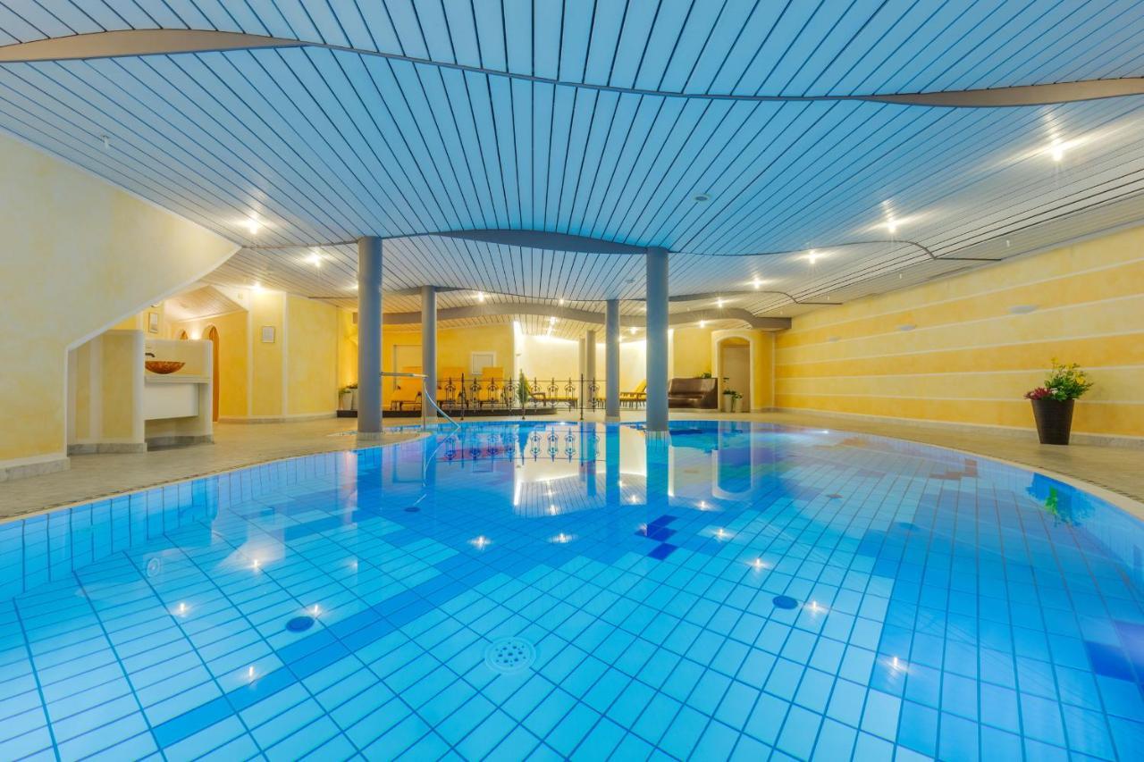 Berg-Spa & Hotel Zamangspitze Sankt Gallenkirch Eksteriør billede